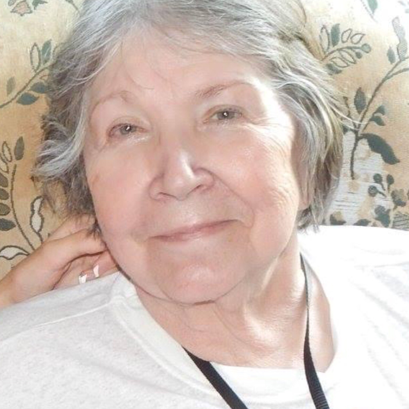 Julia Lee Giove obituary